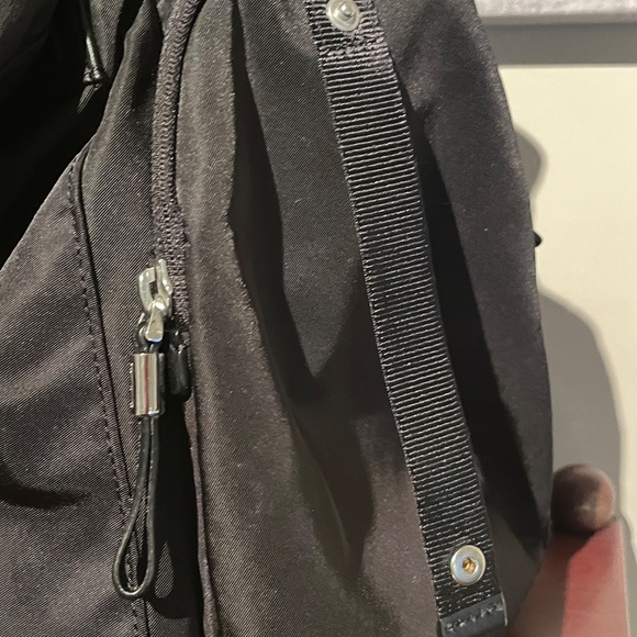 Tumi Black Nylon Travel Bag - Picture 3 of 13